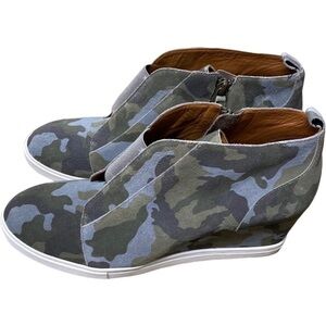Paolo Camouflage Wedge Sneakers in Green and Gray